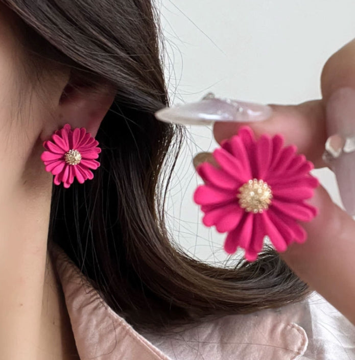 ROSE PINK FLOWER STUD EARRING