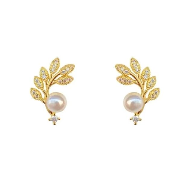 Leaf Pearl Stud Earring