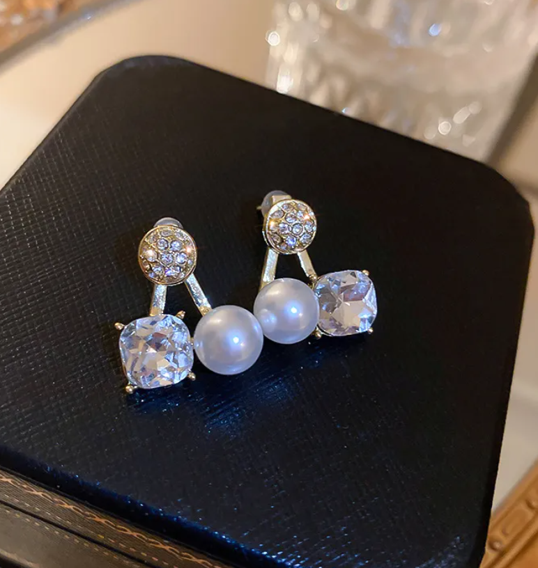 Crystal Pearl Drop / Stud Earring