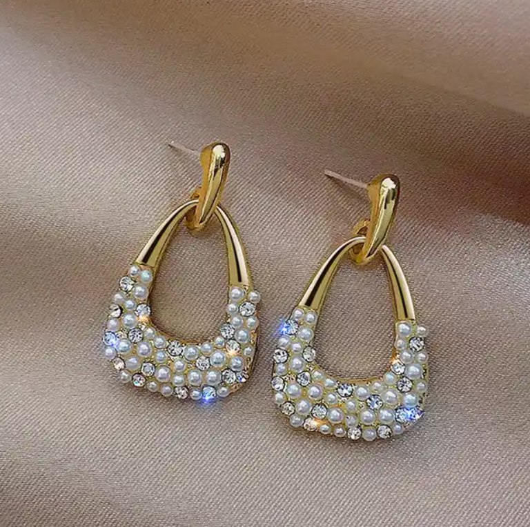 Pearl Crystal Dangle Earring
