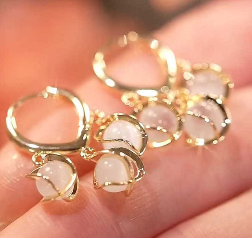 KOREAN HOOP BAALI JHUMKI