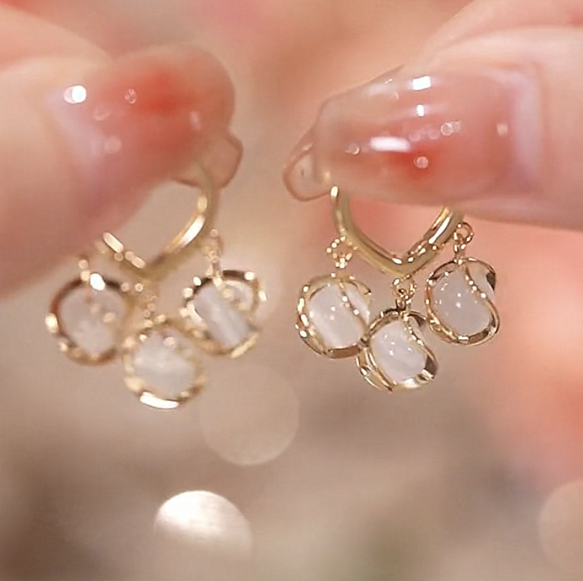 KOREAN HOOP BAALI JHUMKI