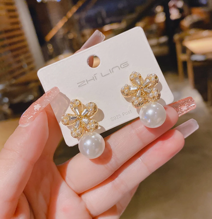 Flower Pearl Drop / Stud Earring