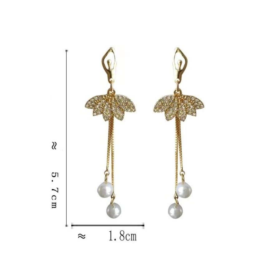 Dancing Girl Tassel / Drop Earring