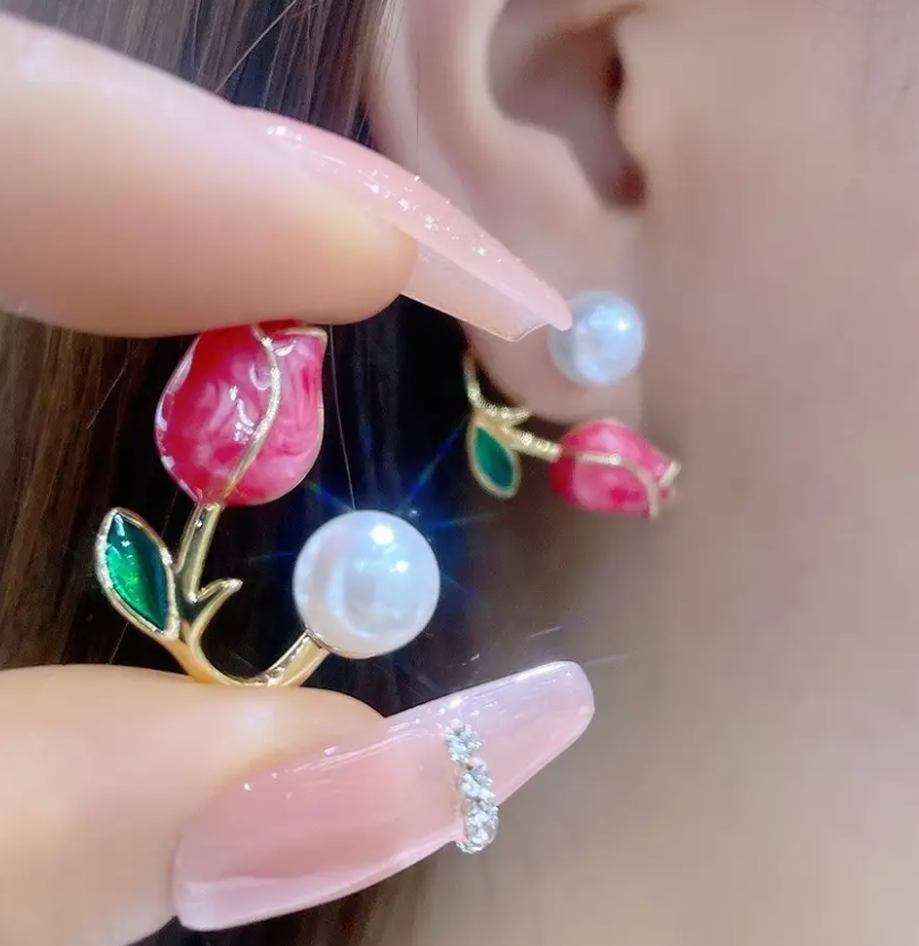 Tulip Flower Stud