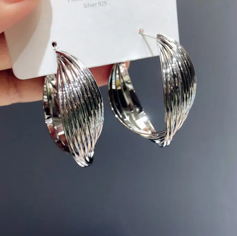Twisted Hoop Earring