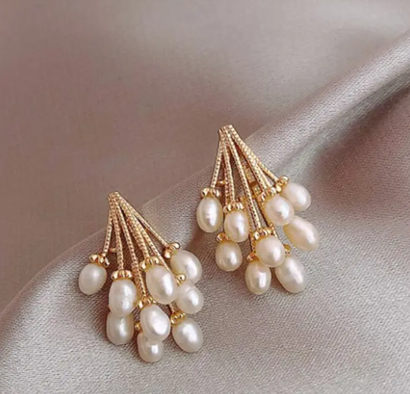 Pearl Drop Earring