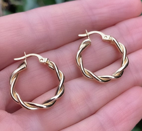 Twisted Hoop Earring