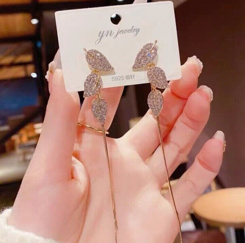 Leaf Chain Earring
