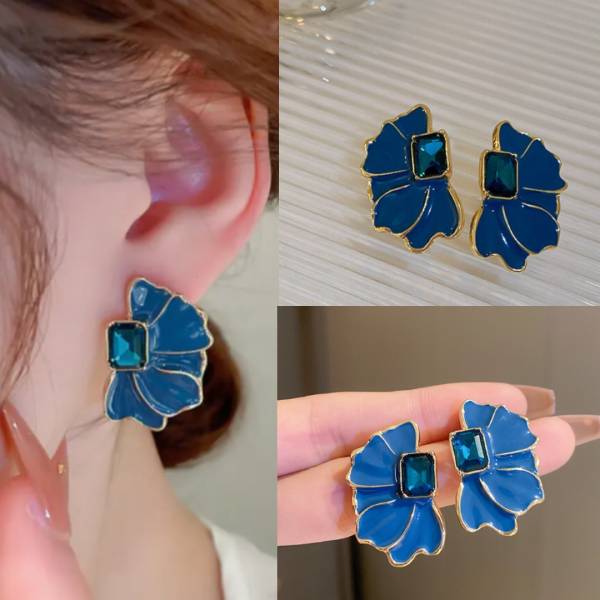 Flower Stud Earring