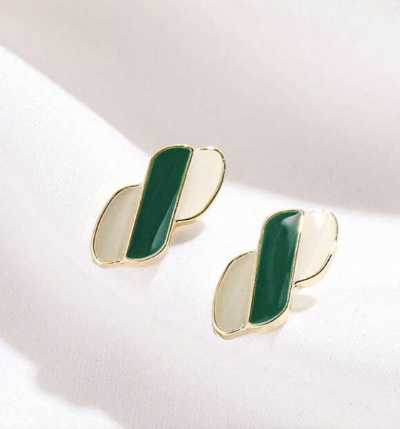 Stud Earring