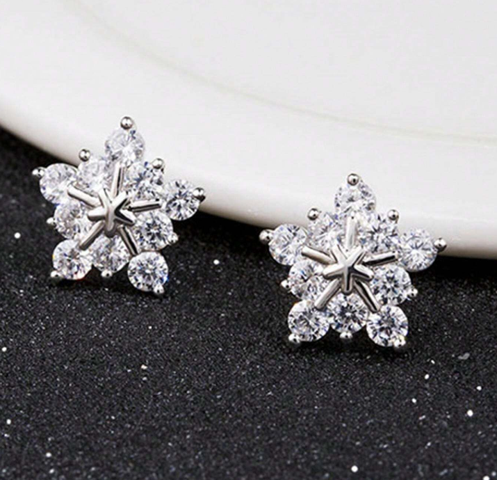 AD Stone Flower Stud Earring