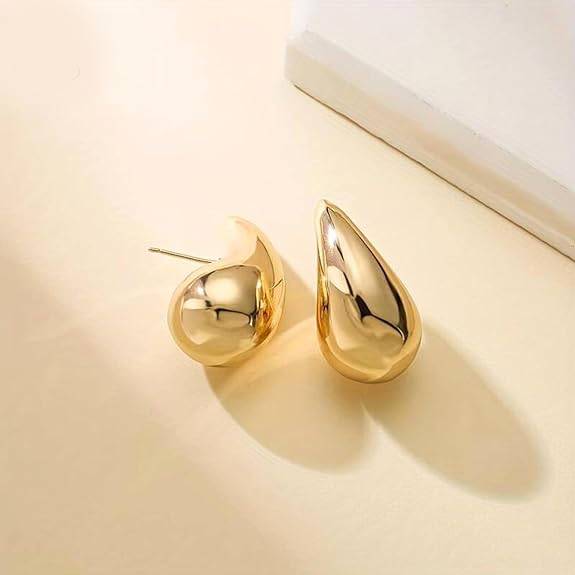 Teardrop Water drop / Waterdrop Stud Earring