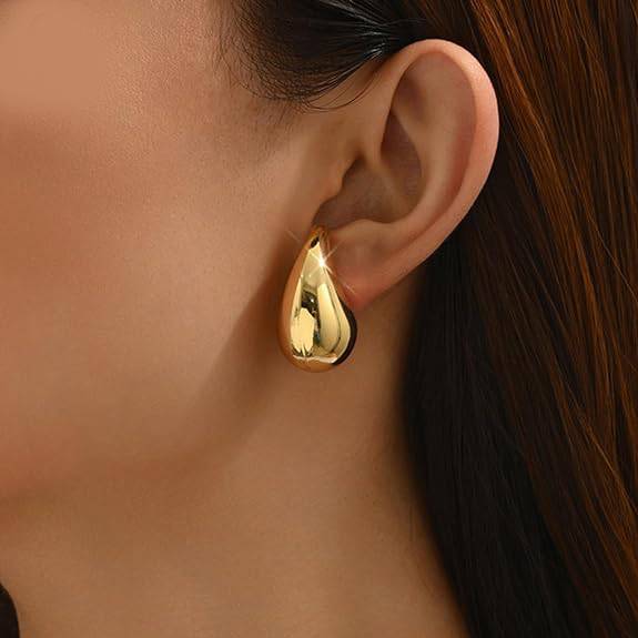Teardrop Water drop / Waterdrop Stud Earring