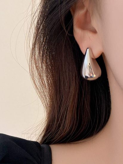 Teardrop Water drop / Waterdrop Stud Earring