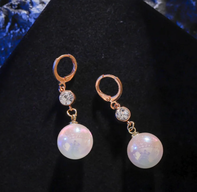 Pearl Drop / Jhumki Earring