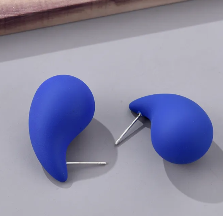 Teardrop Water drop / Waterdrop Stud Earring
