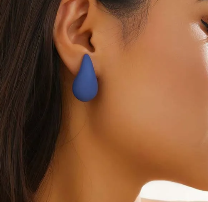 Teardrop Water drop / Waterdrop Stud Earring