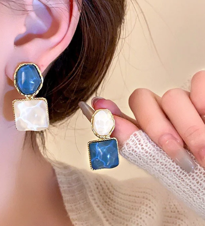 Asymmetric  Geometric Drop Earring