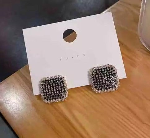 Geometric Luxury Zircon Stud Earring