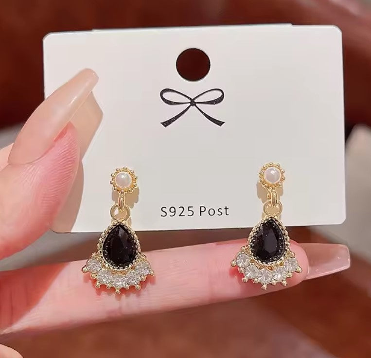 Pearl Crystal Drop Earring