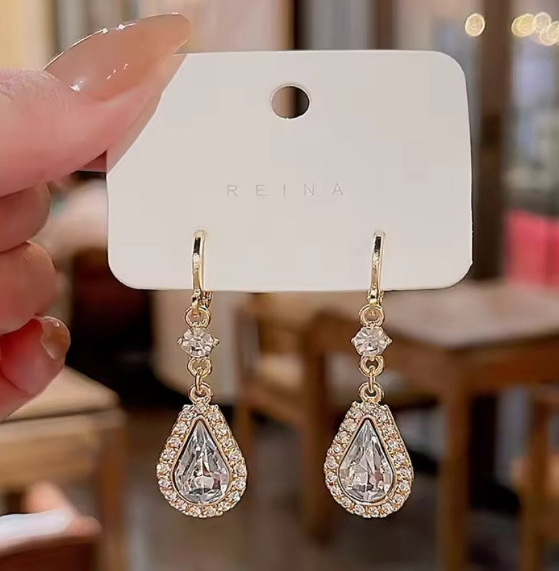 Crystal Dangle Drop Earring