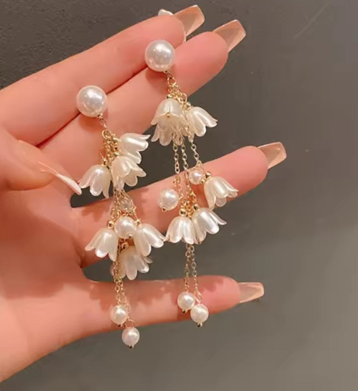Flower Pearl Long Tassel Earring