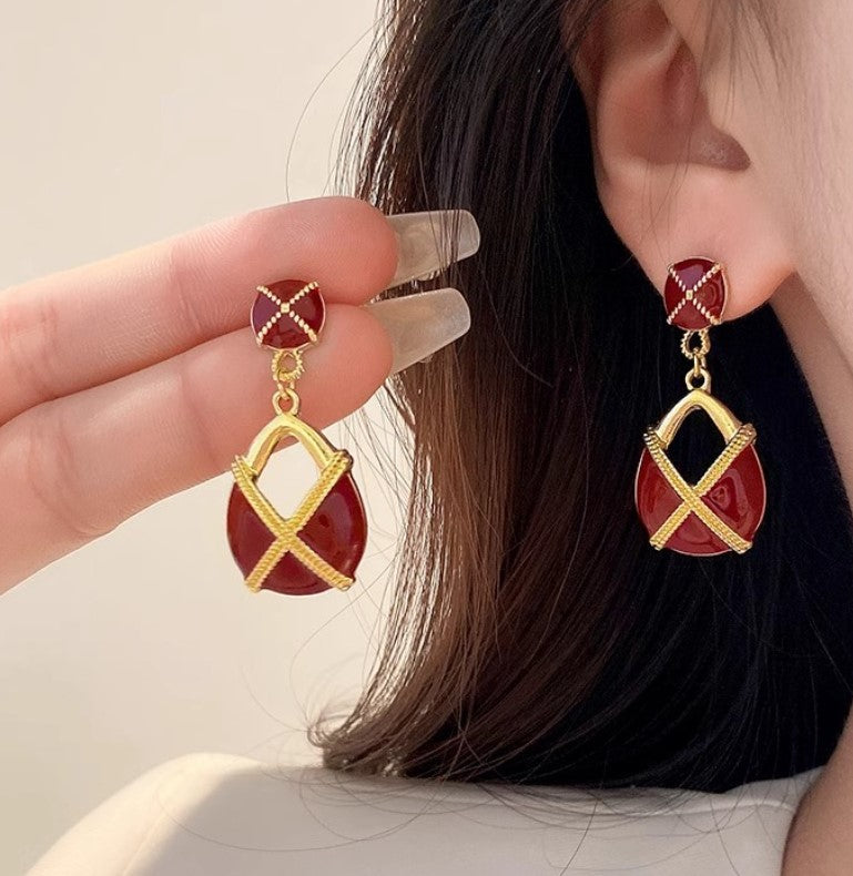 VINTAGE OIL DROP EARRINGS