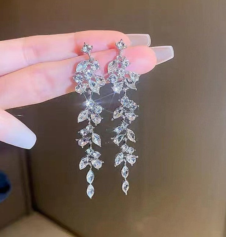 LONG ZIRCON DROP KOREAN EARRINGS