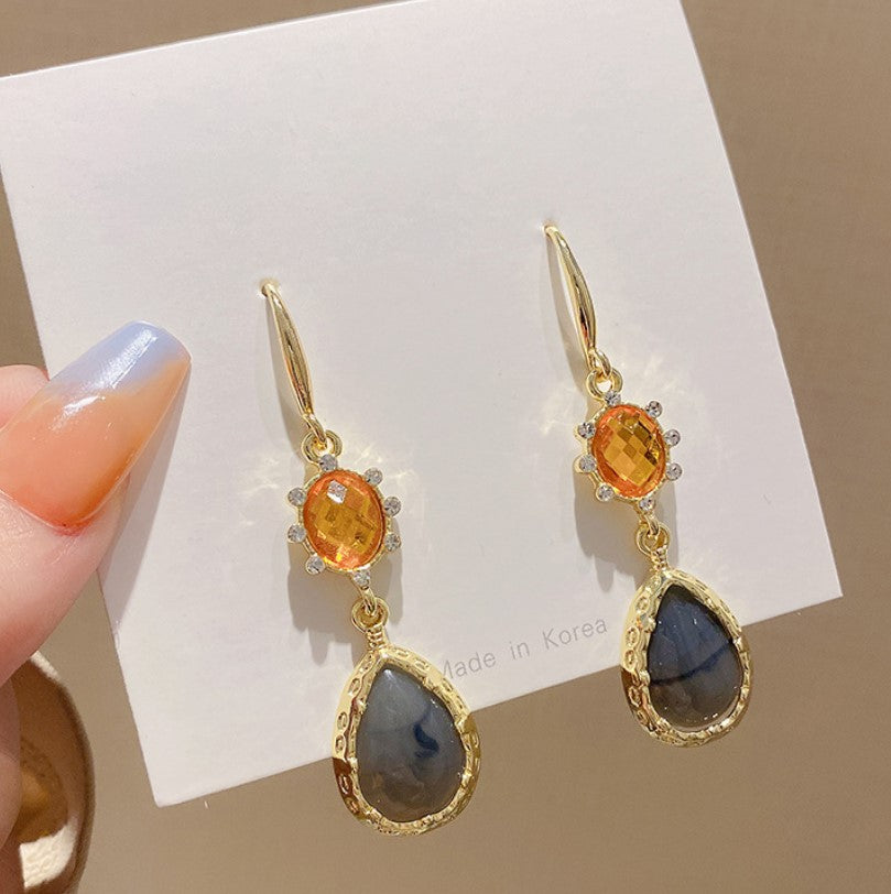 LONG TEAR DROP KOREAN EARRINGS