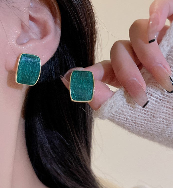 GREEN STUD KOREAN EARRINGS