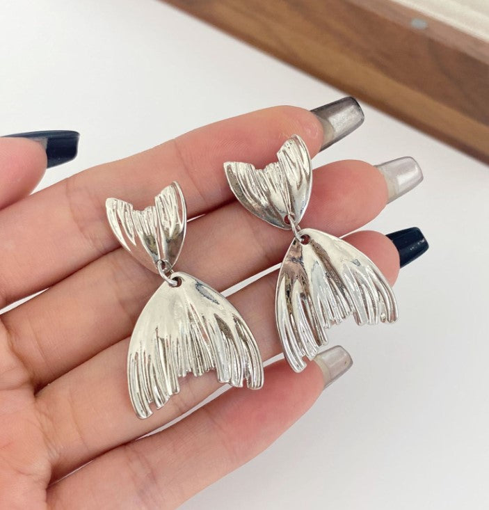 SILVER FISH TAIL KOREAN DROP EARRINGS