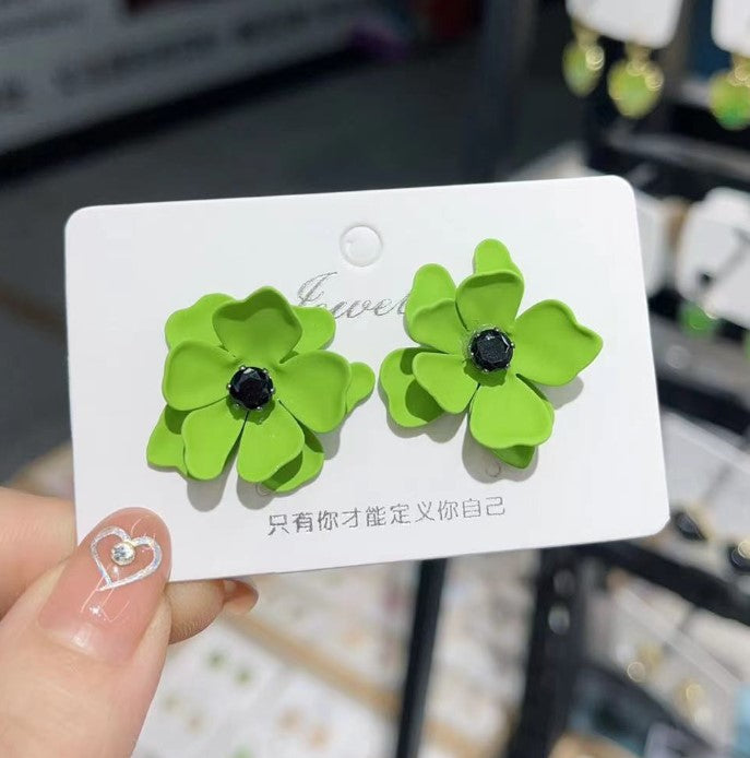 GREEN FLORAL FLOWER KOREAN STUD EARRINGS