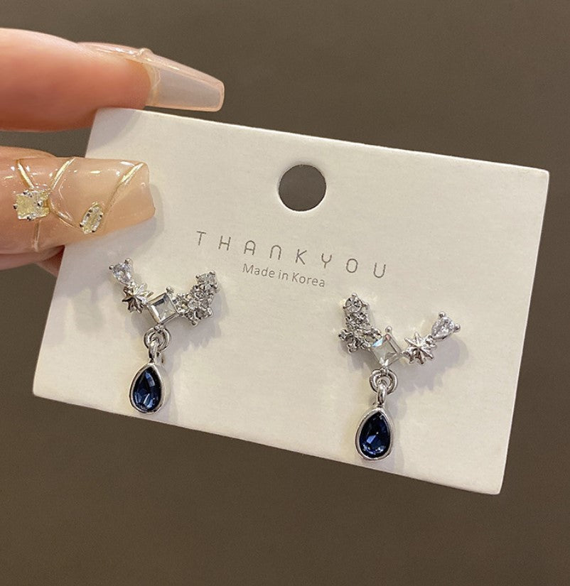 BLUE CRYSTAL ZIRCON DIAMOND KOREAN STUDS EARRINGS
