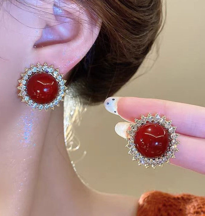 MAROON STONE AD STONE DIAMOND KOREAN STUDS EARRINGS