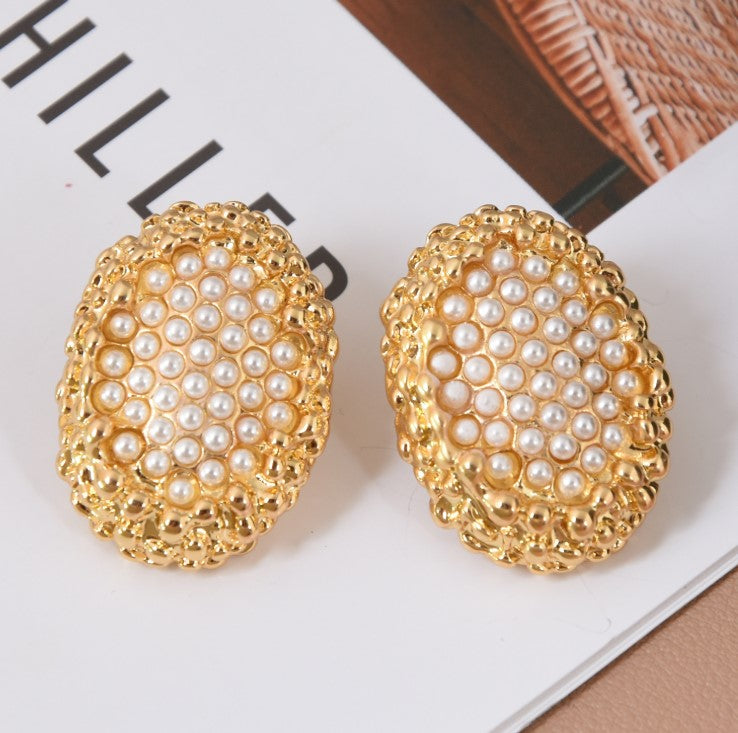 GOLDEN WHITE PEARLS KOREAN STUDS EARRINGS