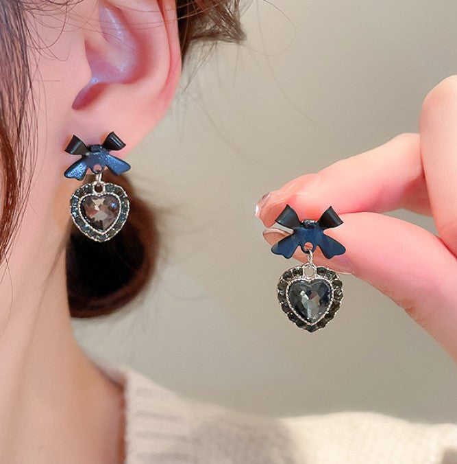BLACK BOW TIE HEART DIAMOND KOREAN DROP EARRINGS