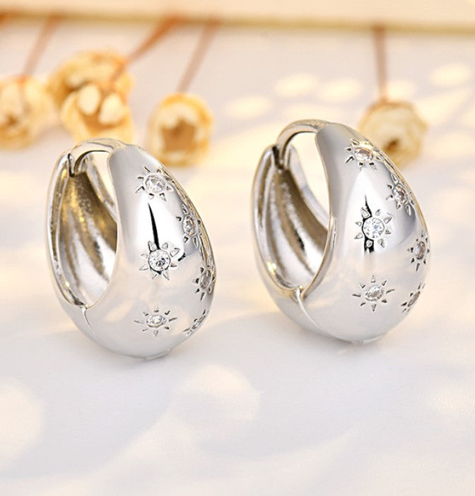 MEDIUM SIZE SILVER ZIRCON KOREAN HOOP EARRINGS