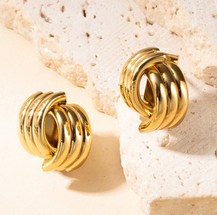 GOLDEN SMALL KOREAN STUDS EARRINGS
