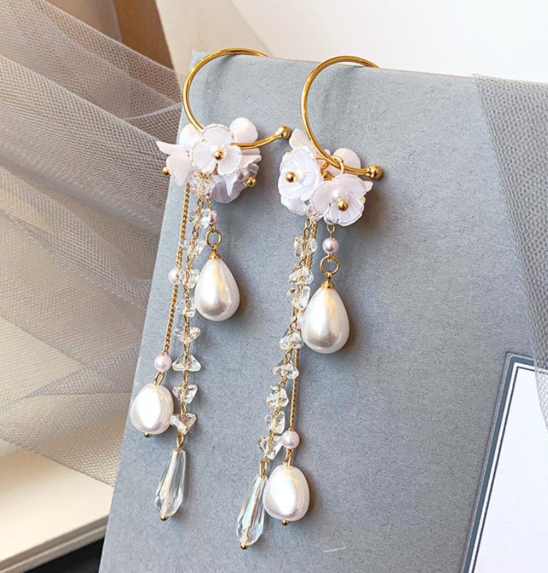 LONG PEARLS FLOWER KOREAN DROP EARRING