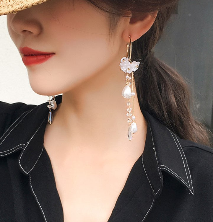 LONG PEARLS FLOWER KOREAN DROP EARRING