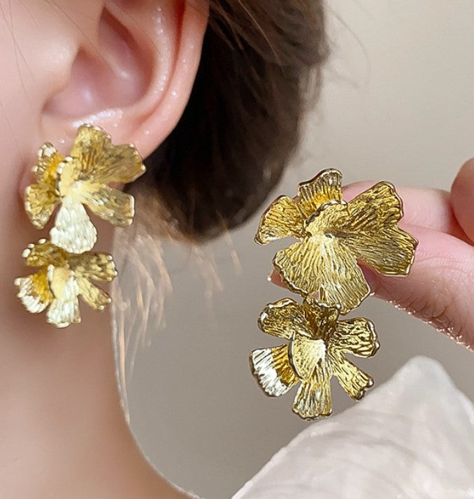 GOLD DOUBLE FLOWER KOREAN DROP EARRING