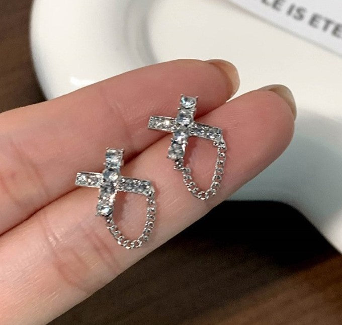 SILVER CHAIN X SHAPE KOREAN STUD EARRING