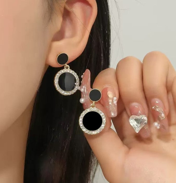 BLACK AD STONE KOREAN DROP EARRINGS
