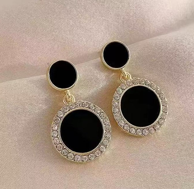BLACK AD STONE KOREAN DROP EARRINGS