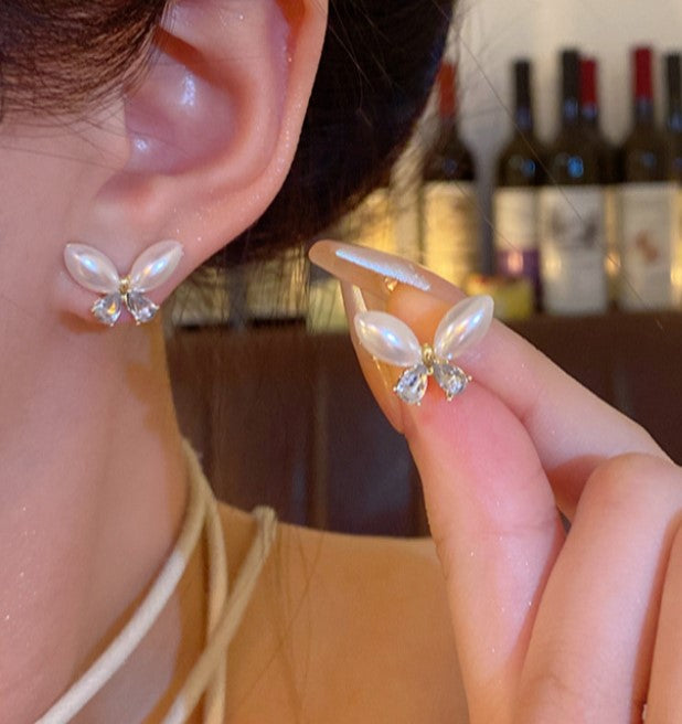 Pearls Butterfly KOREAN STUD EARRINGS
