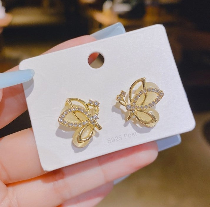 BUTTERFLY AD STONE KOREAN STUD EARRINGS