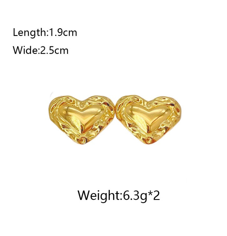 HEART ANTI TARNISH STUD EARRINGS
