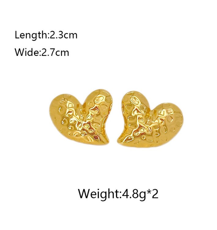 HEART ANTI TARNISH STUD EARRINGS