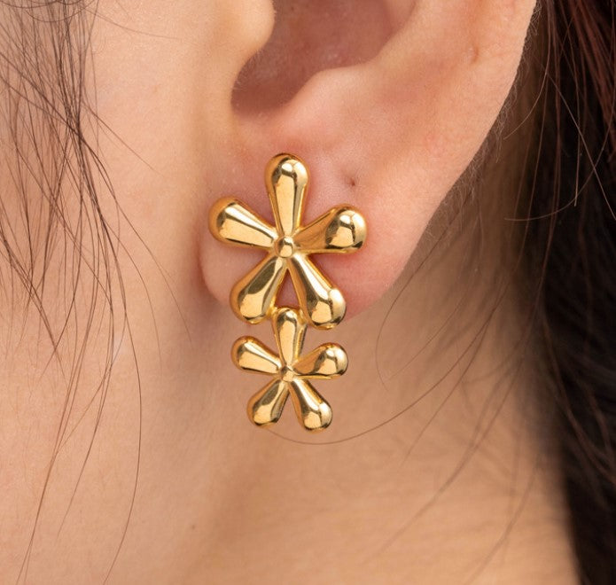 LONG FLORAL ANTI TARNISH DROP EARRINGS